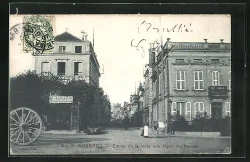 AK Auxerre, Entrée de la Villa dite Porte du Temple