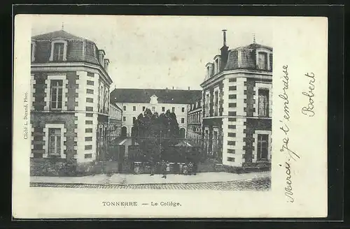 AK Tonnerre, Le College