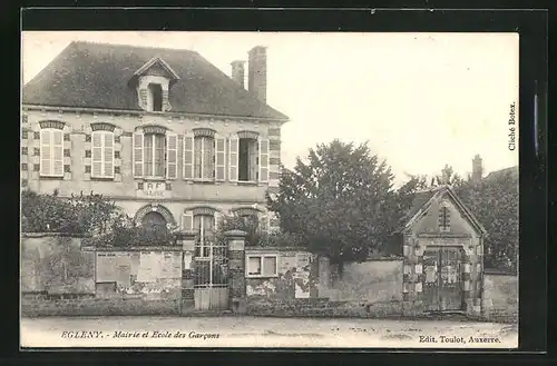 AK Egleny, Mairie et Ecole des Garcons