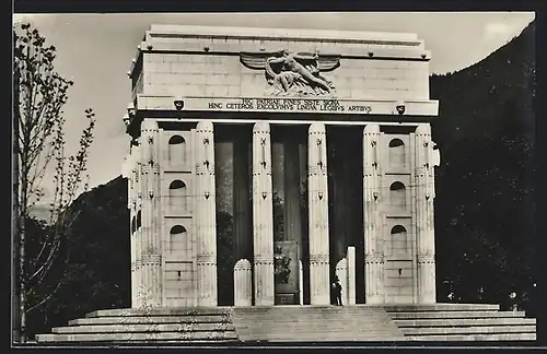 AK Bolzano, Monumento alla Vittoria