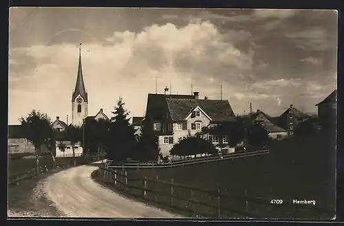 AK Hemberg, Strassenpartie mit Kirche