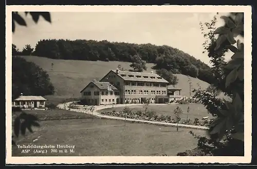 AK Asp, Volksbildungsheim Herzberg mit Strasse und Umgebung