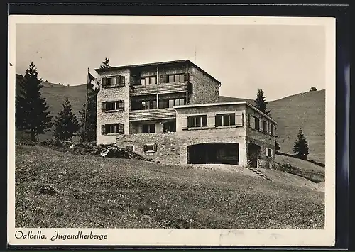 AK Valbella, Jugendherberge mit näherer Umgebung