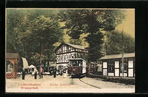 AK Lichtenhain /Sa., Lichtenhainer Wasserfall mit Besuchern und Strassenbahn