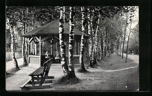 AK Klosterlausnitz i. Th., auf der Köppe, Mädchen sitzen in einem Pavillon