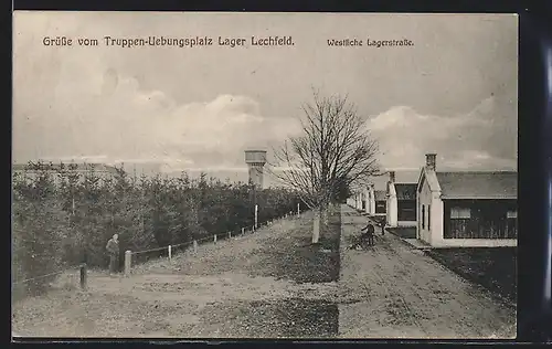 AK Lager Lechfeld, westliche Lagerstrasse am Truppen-Übungsplatz