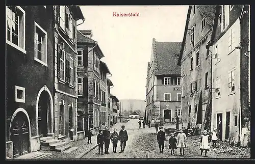 AK Kaiserstuhl, Strassenpartie mit Kindern