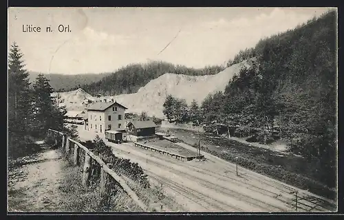 AK Litice n. Orl., Bahnhof aus der Vogelschau
