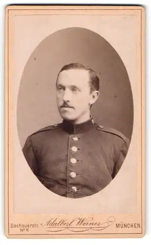 Fotografie Adlabert Werner, München, bayrischer Soldat in Uniform Rgt. 1