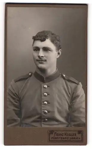 Fotografie Franz Kugler, Fürstenfeldbruck, Soldat in Uniform Rgt. 2