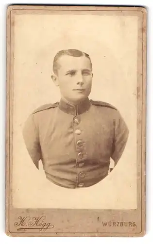 Fotografie H. Högg, Würzburg, junger Soldat in Uniform Rgt. 9