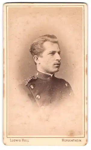 Fotografie Ludwig Holl, Mergentheim, Einjährig-Freiwilliger in Uniform Rgt. 122