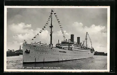 AK Passagierschiff D. Sierra Cordoba, Szene im Hafen, Kraft durch Freude