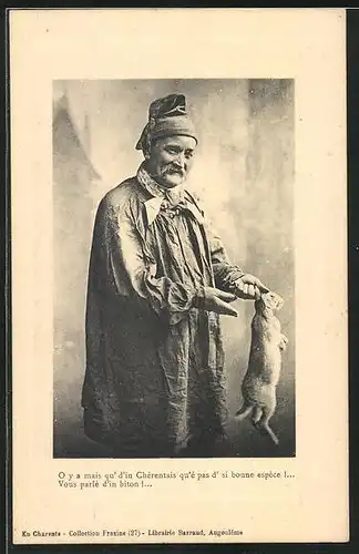 AK Aquitanien / Aquitaine, Mann hält Kaninchen in der Hand