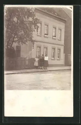 Foto-AK Taucha, Haus Eilenburger Strasse 74, ca. 1920