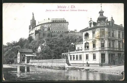 AK Weida in Th., Partie an der Weida mit Schloss Osterburg