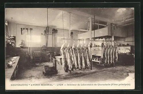 AK Lyon, Coopérative Avenir Régional, Intérieur du Laboratoire de Charcuterie, Pièce principale