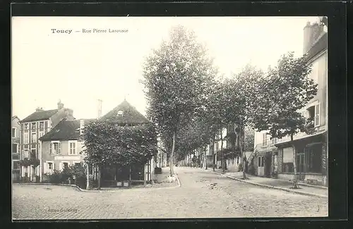 AK Toucy, Rue Pierre Larousse