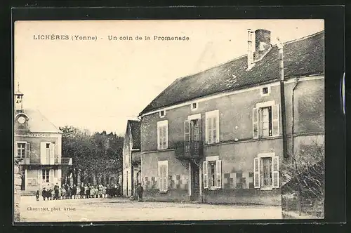 AK Lichères, Un coin de la Promenade