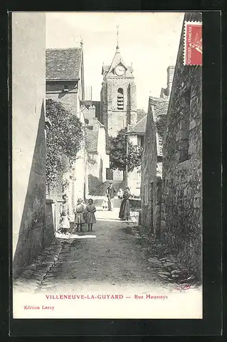 AK Villeneuve-la-Guyard, Rue Houssaye, Turmuhr