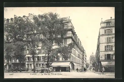 AK Paris, La Rue du Val de Grace