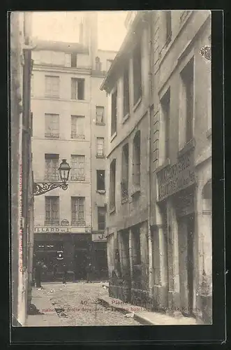 AK Paris, Rue Pierre-au-Lard, La maison de droite dépendait de l`ancien hotel du Président Le Rebours