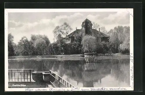 AK Prettin /Elbe, Blick auf die Elbe und das Haus