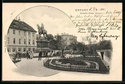 AK Erfurt, Kaiserplatz mit Denkmal Kaiser Wilhelm I., Besucher