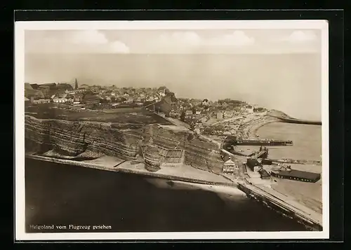 AK Helgoland, Teilansicht der Insel, Fliegeraufnahme