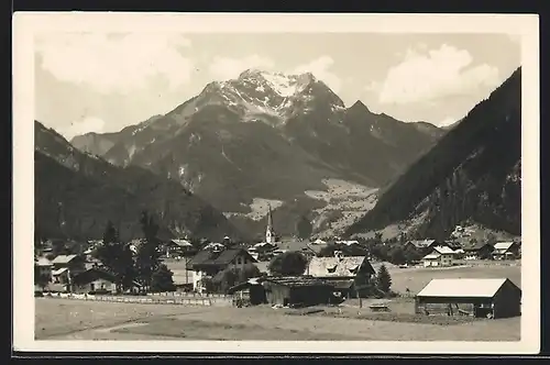 AK Mayrhofen, Ortsansicht mit Grünberg