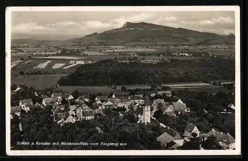 AK Schlatt a. Randen, Fliegeraufnahme des Ortes mit Hohenstoffeln