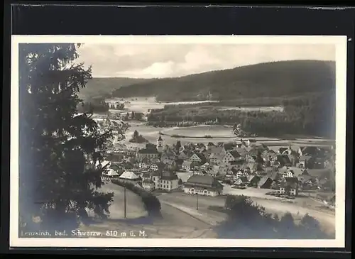 AK Lenzkirch /Bad. Schwarzwald, Totalansicht aus der Vogelschau