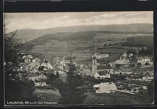 AK Lenzkirch / Schwarzw., Ortsansicht mit Kirche und Landschaft