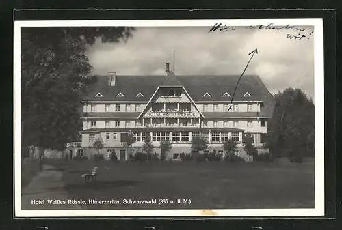 AK Hinterzarten /Schwarzwald, Totalansicht vom Hotel Weisses Rössle