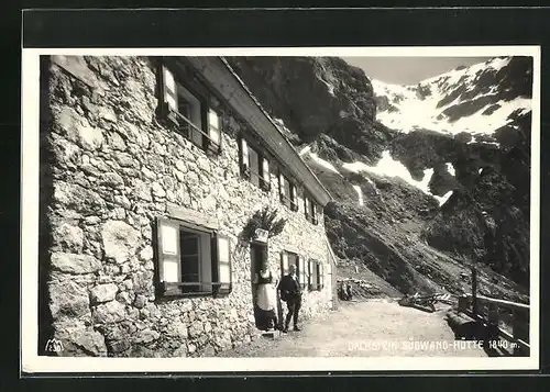 AK Dachstein Südwand-Hütte im Sonnenschein