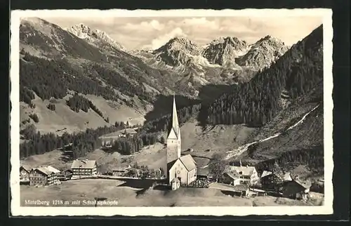 AK Mittelberg, Blick auf Ort mit Kirche und Schafalpköpfe