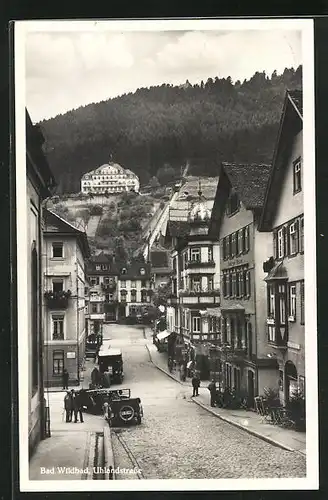 AK Bad Wildbad, Auto vor Lokal in der Uhlandstrasse