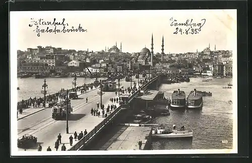 AK Istanbul, Strassenbahnen auf der neuen Galatabrücke