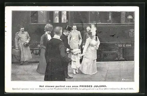 AK Het nieuwe portret van onze Prinses Juliana, Prinzessin vor der Eisenbahn stehend