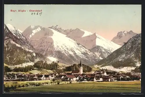 AK Oberstdorf /Bayr. Allgäu, Ortsansicht mit Kirche