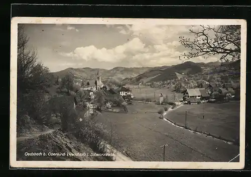 AK Oedsbach b. Oberkirch, Ortspartie mit Kirche