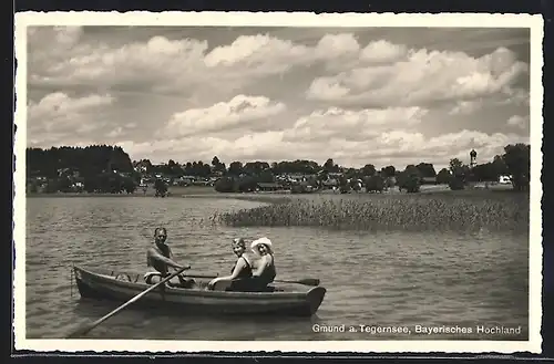 AK Gmund am Tegernsee, Uferpartie mit Boot