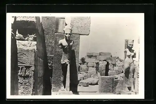 AK Karnak, Mittleres Reich 2100-1700 v. Chr., Ortspartie mit Statuen