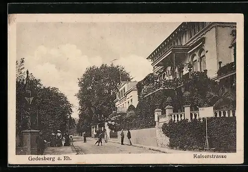 AK Godesberg a. Rh., Kaiserstrasse mit Passanten
