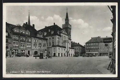 AK Löbau, Blick auf Altmarkt mit Rathaus