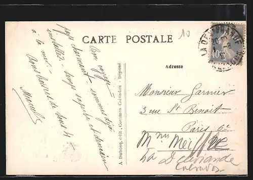 AK La Délivrande, La basilique et la place