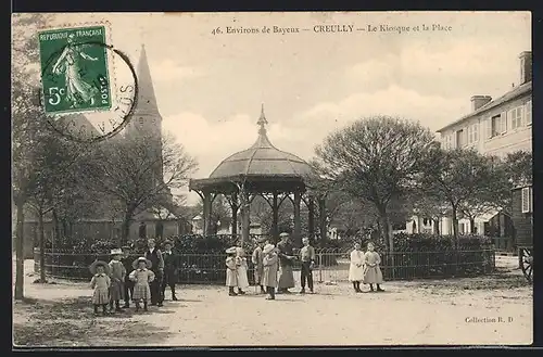 AK Creully, Le Kiosque et la Place