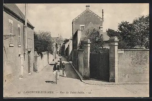 AK Langrune-sur-Mer, La Rue de Saint-Aubin