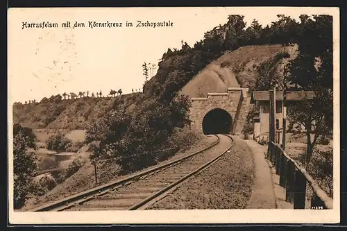AK Niederwiesa, Harrasfelsen mit dem Körnerkreuz im Zschopautale