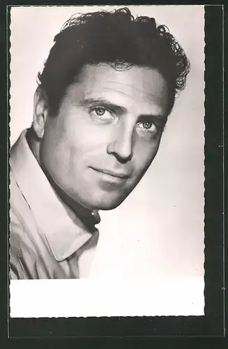 AK Schauspieler Raf Vallone im Portrait